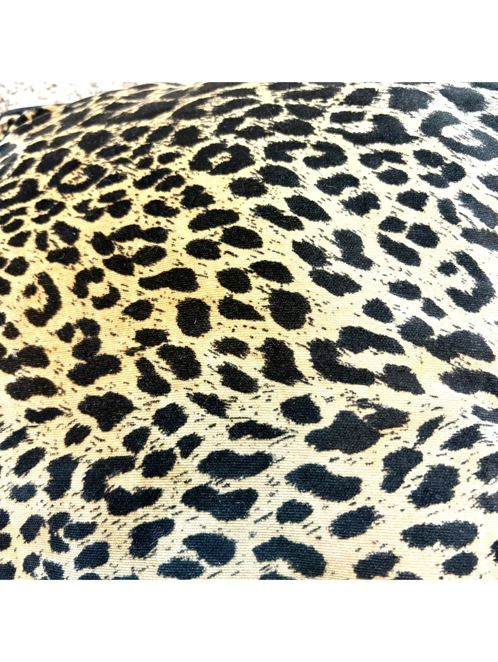 Set of 2 Faux Fur Animal Print Throw Pillows Leopard Cheetah Accent Cushions
